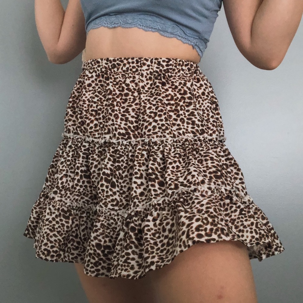 SOLD ON CURTSY ❌